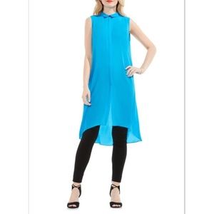 Vince Camuto size X-large blue high low sleeveless button down top